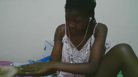 Snapshot of sweet_tattiana chatting on February 2025 07:48:02 PM Tatty online show from February 2025 07:48:02 PM