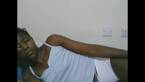 Snapshot of sweet_tattiana chatting on February 2025 05:04:01 PM Tatty online show from February 2025 05:04:01 PM