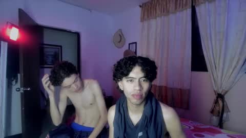 Snapshot of sweet_tippot chatting on December 2024 03:03:02 AM Tippot and Germaine online show from December 2024 03:03:02 AM