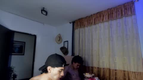 Snapshot of sweet_tippot chatting on January 2025 06:03:01 AM Tippot and Germaine online show from January 2025 06:03:01 AM