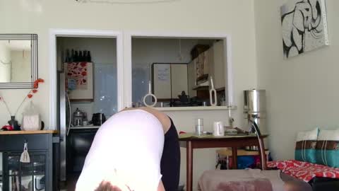 Heidi Brenner - Please check bio for schedule  FAQ online show from October 2025 01:08:02 PM