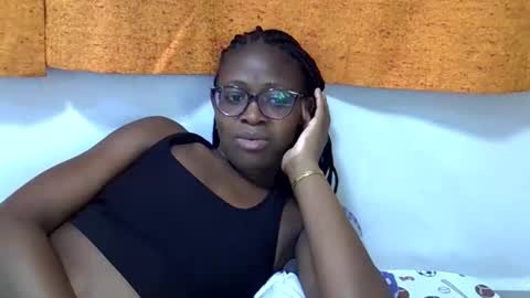 Snapshot of sweet_zarah chatting on March 2026 03:38:01 PM sweet_zarah online show from March 2026 03:38:01 PM