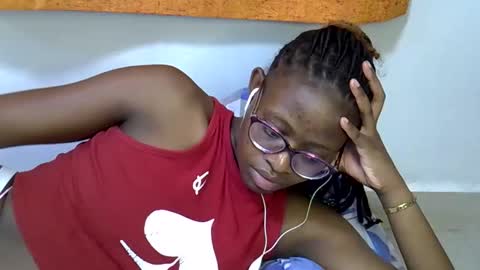 Snapshot of sweet_zarah chatting on March 2026 04:48:01 AM sweet_zarah online show from March 2026 04:48:01 AM