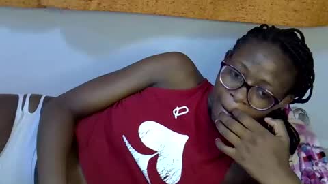 Snapshot of sweet_zarah chatting on March 2026 01:42:02 AM sweet_zarah online show from March 2026 01:42:02 AM