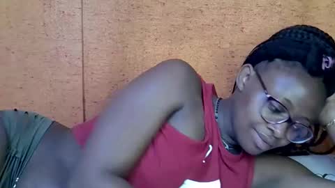 sweet_zarah online show from April 2026 01:30:01 AM