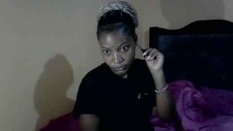 zellate online show from November 2025 09:26:02 PM