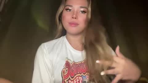 alexa your one and only queen online show from February 2026 07:04:01 PM