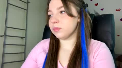 Snapshot of sweetalissa18 chatting on February 2025 12:57:02 PM sweetalissa18 online show from February 2025 12:57:02 PM