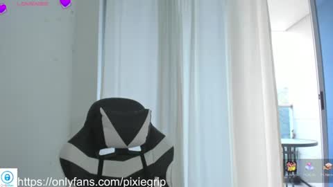 Snapshot of sweetaura0_0 chatting on June 2026 12:51:02 PM SweetAura0 0 online show from June 2026 12:51:02 PM