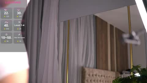 Aura online show from April 2026 10:32:01 AM