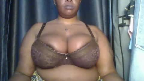 Snapshot of sweetbaby46 chatting on December 2024 06:14:01 PM sweetbaby46 online show from December 2024 06:14:01 PM