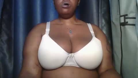 Snapshot of sweetbaby46 chatting on December 2024 11:01:02 AM sweetbaby46 online show from December 2024 11:01:02 AM