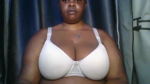 Snapshot of sweetbaby46 chatting on December 2024 07:10:02 PM sweetbaby46 online show from December 2024 07:10:02 PM