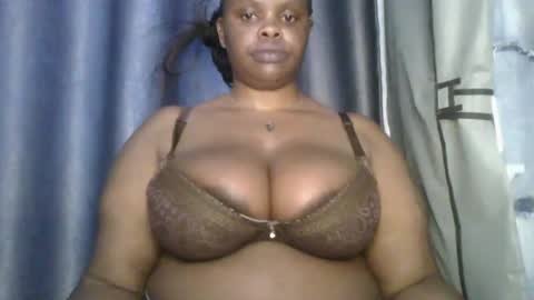 Snapshot of sweetbaby46 chatting on December 2024 12:18:02 PM sweetbaby46 online show from December 2024 12:18:02 PM