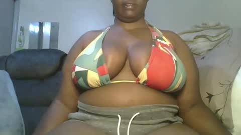 Snapshot of sweetbaby46 chatting on January 2025 03:04:02 AM sweetbaby46 online show from January 2025 03:04:02 AM