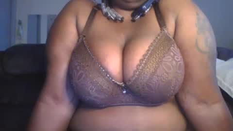 Snapshot of sweetbaby46 chatting on January 2025 11:56:02 AM sweetbaby46 online show from January 2025 11:56:02 AM