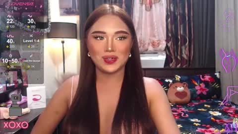 Snapshot of sweetbella118 chatting on December 2024 07:05:01 AM bella online show from December 2024 07:05:01 AM