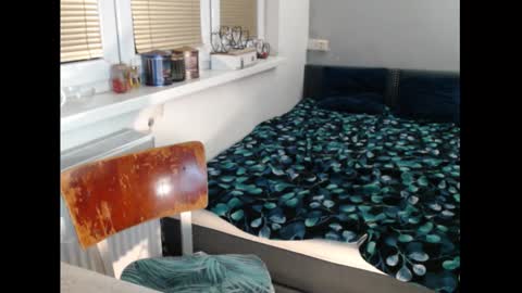 Sweetboobs85h online show from February 2026 09:27:01 PM