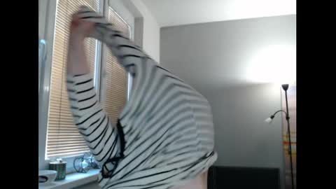 Sweetboobs85h online show from May 2026 06:54:02 AM