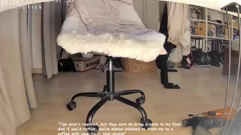 Snapshot of sweetbutdirtycarrot chatting on January 2025 05:55:01 PM sweetbutdirtycarrot online show from January 2025 05:55:01 PM