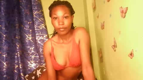 sweetcandy910 online show from February 2026 12:15:01 PM