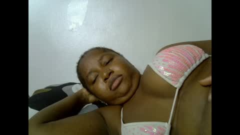 sweetcoochiex online show from June 2026 12:33:01 AM