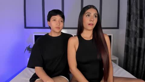 Eva Short hair girl  - Victoria Long red hair online show from February 2026 11:22:01 PM