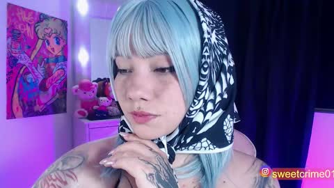       Independent model online show from October 2025 05:19:02 AM