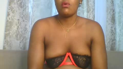 Snapshot of sweetdarkskin chatting on July 2026 12:42:02 PM CLARIS online show from July 2026 12:42:02 PM