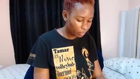 Snapshot of sweetdeee_ chatting on July 2026 07:05:02 PM sweetDee online show from July 2026 07:05:02 PM