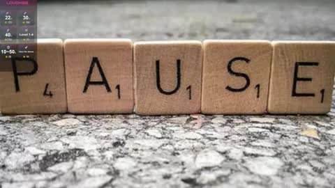 Amelia online show from November 2025 11:32:01 PM