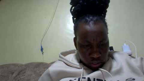 sweetdiva2012 online show from May 2026 08:35:02 PM