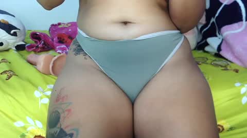 Snapshot of sweetest_sunflower chatting on July 2026 03:04:01 AM sweetest_sunflower online show from July 2026 03:04:01 AM