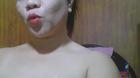 sweeteyes69xx online show from August 2026 04:22:01 AM