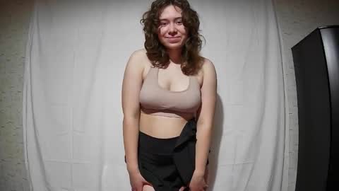 Snapshot of sweetfaina chatting on November 2025 10:54:02 PM sweetfaina online show from November 2025 10:54:02 PM