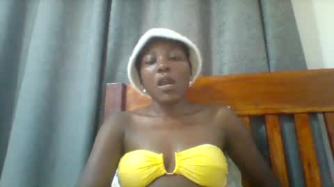 Snapshot of sweetfel chatting on September 2025 08:52:02 AM sweetfel online show from September 2025 08:52:02 AM