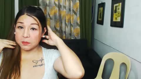 Snapshot of sweetflavor4uxxx chatting on January 2025 03:58:02 AM GoddessAira4uTS online show from January 2025 03:58:02 AM