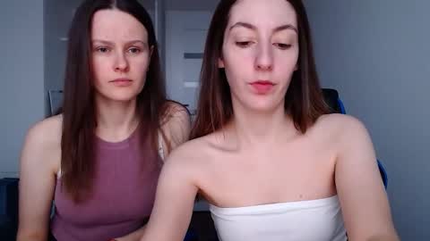 Emma  online show from December 2025 11:52:02 AM