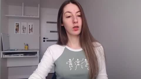 Emma  online show from February 2026 09:14:02 AM