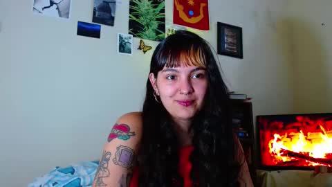 Snapshot of sweetie_maryy chatting on February 2025 06:16:01 PM Maria my insta sweetie maryy online show from February 2025 06:16:01 PM