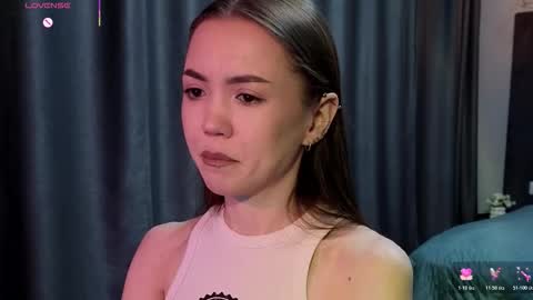 sweetieee_kira online show from February 2026 01:12:01 AM