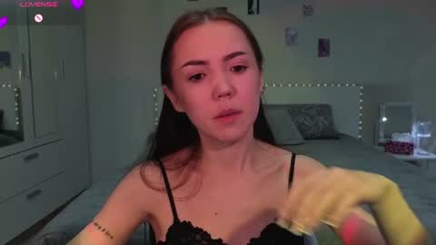 Snapshot of sweetieee_kira chatting on June 2026 03:04:02 AM sweetieee_kira online show from June 2026 03:04:02 AM
