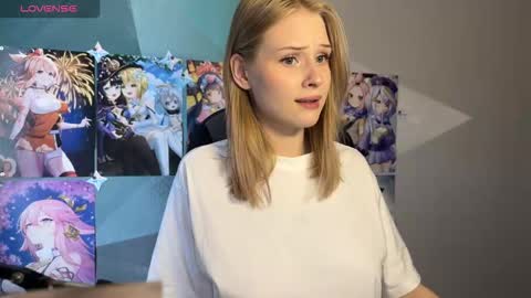 Snapshot of sweetielis chatting on November 2025 10:37:01 AM sweetie Lisa3 online show from November 2025 10:37:01 AM