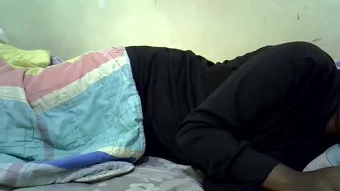 sweetielonglips online show from December 2025 07:58:01 AM