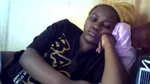 sweetielonglips online show from February 2026 06:52:01 AM