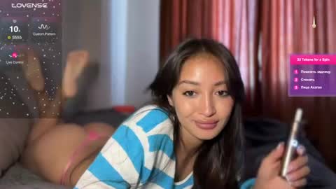 Snapshot of sweetiesoul chatting on June 2026 05:43:02 AM sweetiesoul online show from June 2026 05:43:02 AM