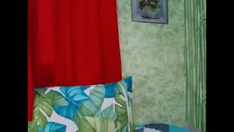 Snapshot of sweetiestkylie chatting on February 2025 04:09:02 AM sweetiestkylie online show from February 2025 04:09:02 AM