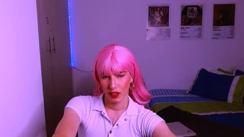 Snapshot of sweetjames2810 chatting on March 2025 07:49:02 PM SWEETJAMES online show from March 2025 07:49:02 PM