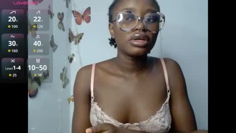 Snapshot of sweetjuicyclit chatting on June 2026 10:52:01 PM zuri online show from June 2026 10:52:01 PM