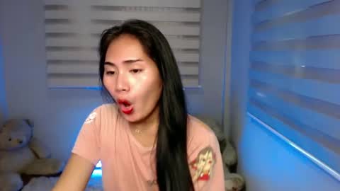 Snapshot of sweetladyboyx chatting on January 2025 03:17:02 AM   online show from January 2025 03:17:02 AM